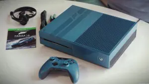 Custom Edition Forza Motorsport 6 Xbox One Console