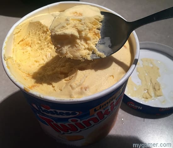 Twinkies Ice Cream Open Spoon